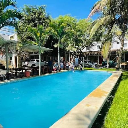 Stone House Mancora Hostel Ngoại thất bức ảnh