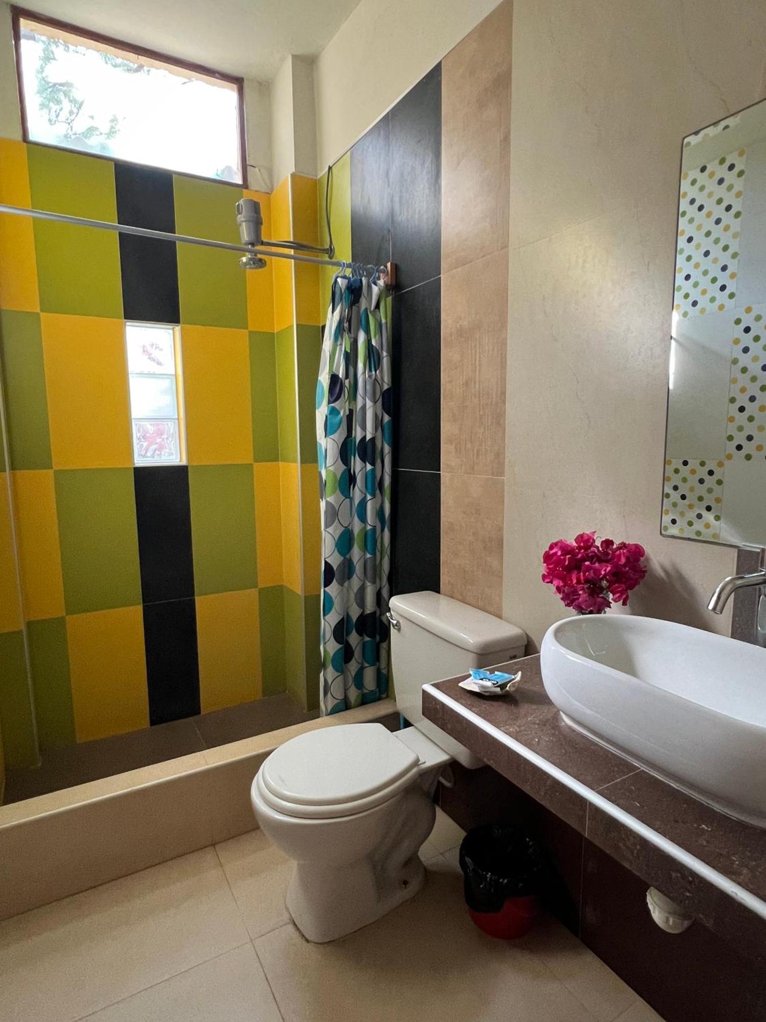 Stone House Mancora Hostel Ngoại thất bức ảnh