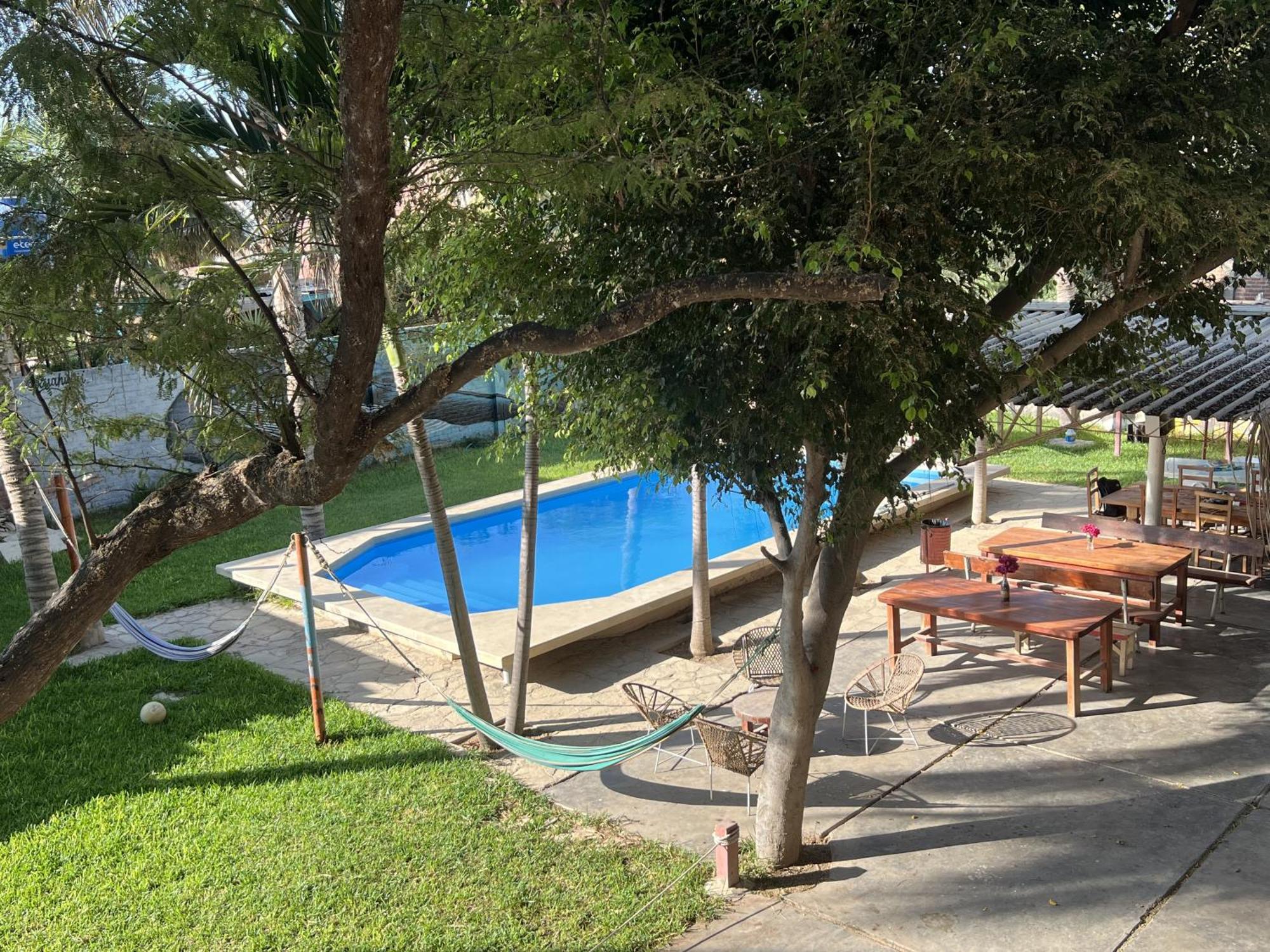 Stone House Mancora Hostel Ngoại thất bức ảnh