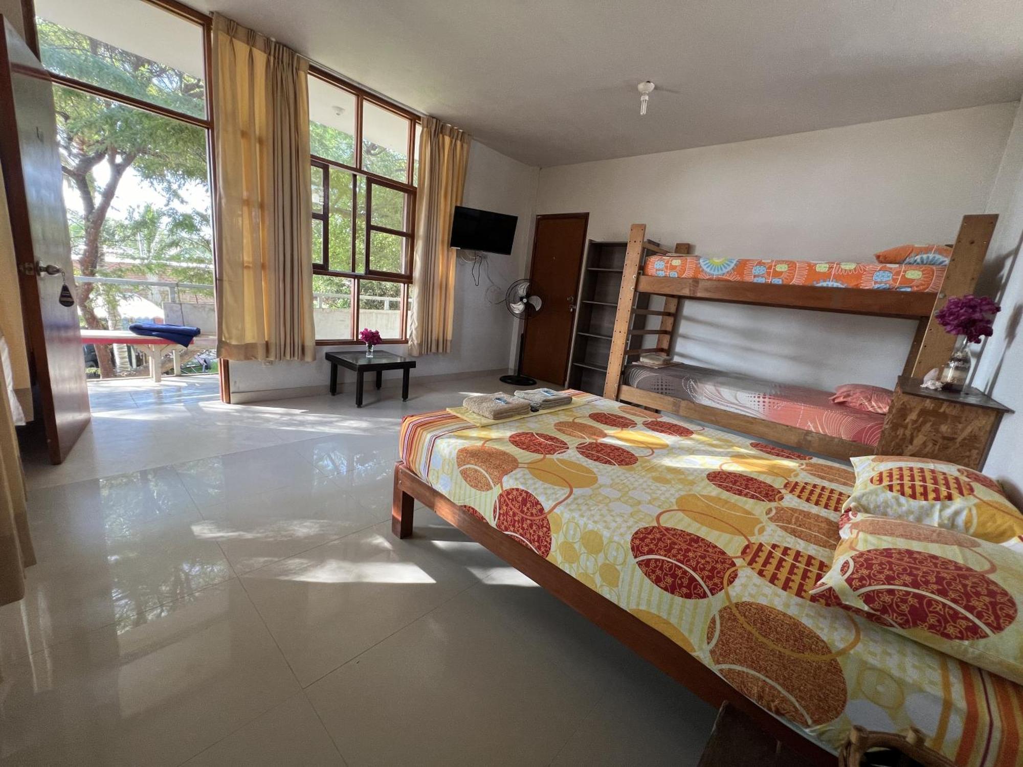 Stone House Mancora Hostel Ngoại thất bức ảnh