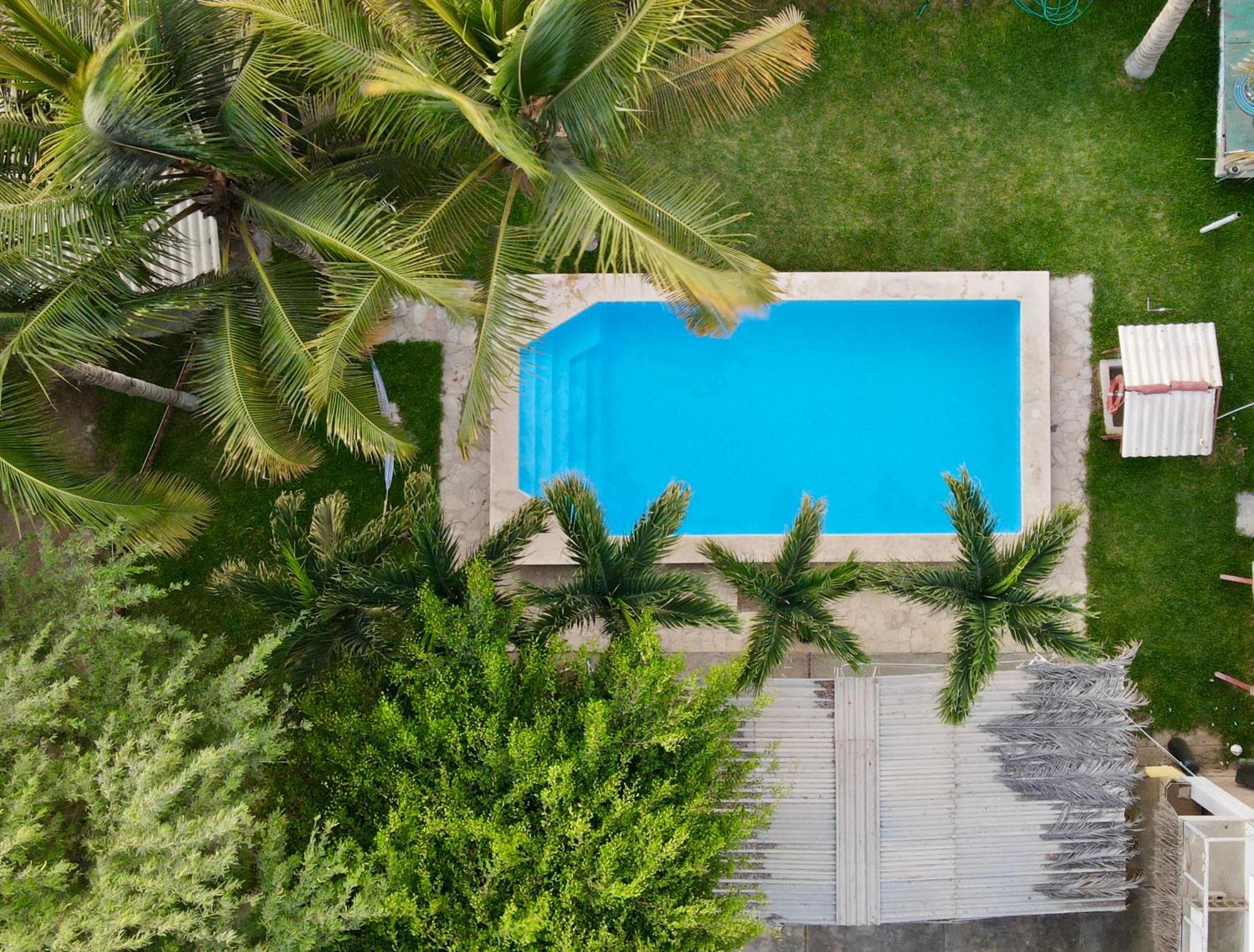 Stone House Mancora Hostel Ngoại thất bức ảnh