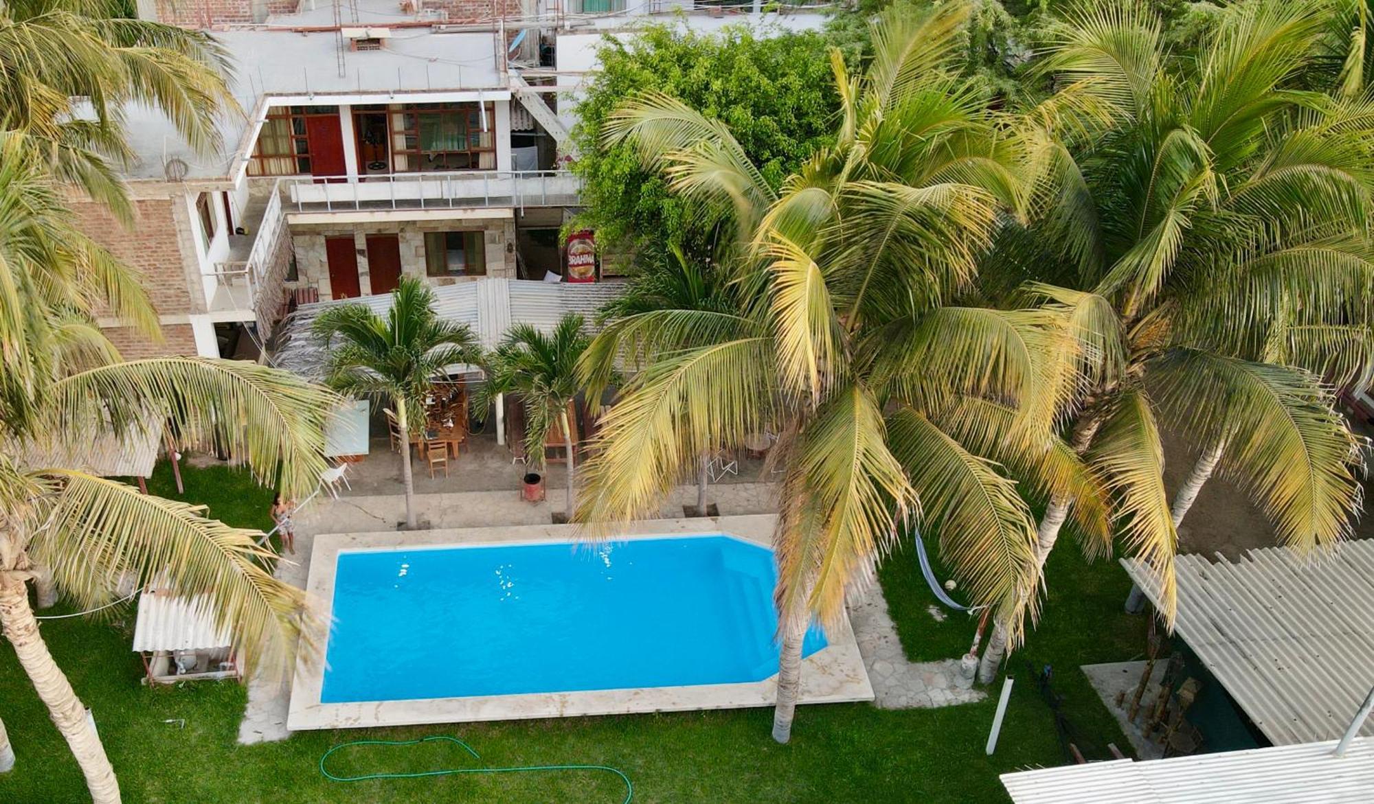 Stone House Mancora Hostel Ngoại thất bức ảnh